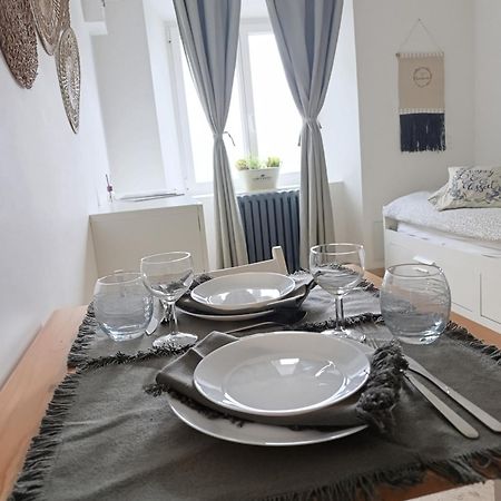 Logement Le Gabian Ampus Exterior foto